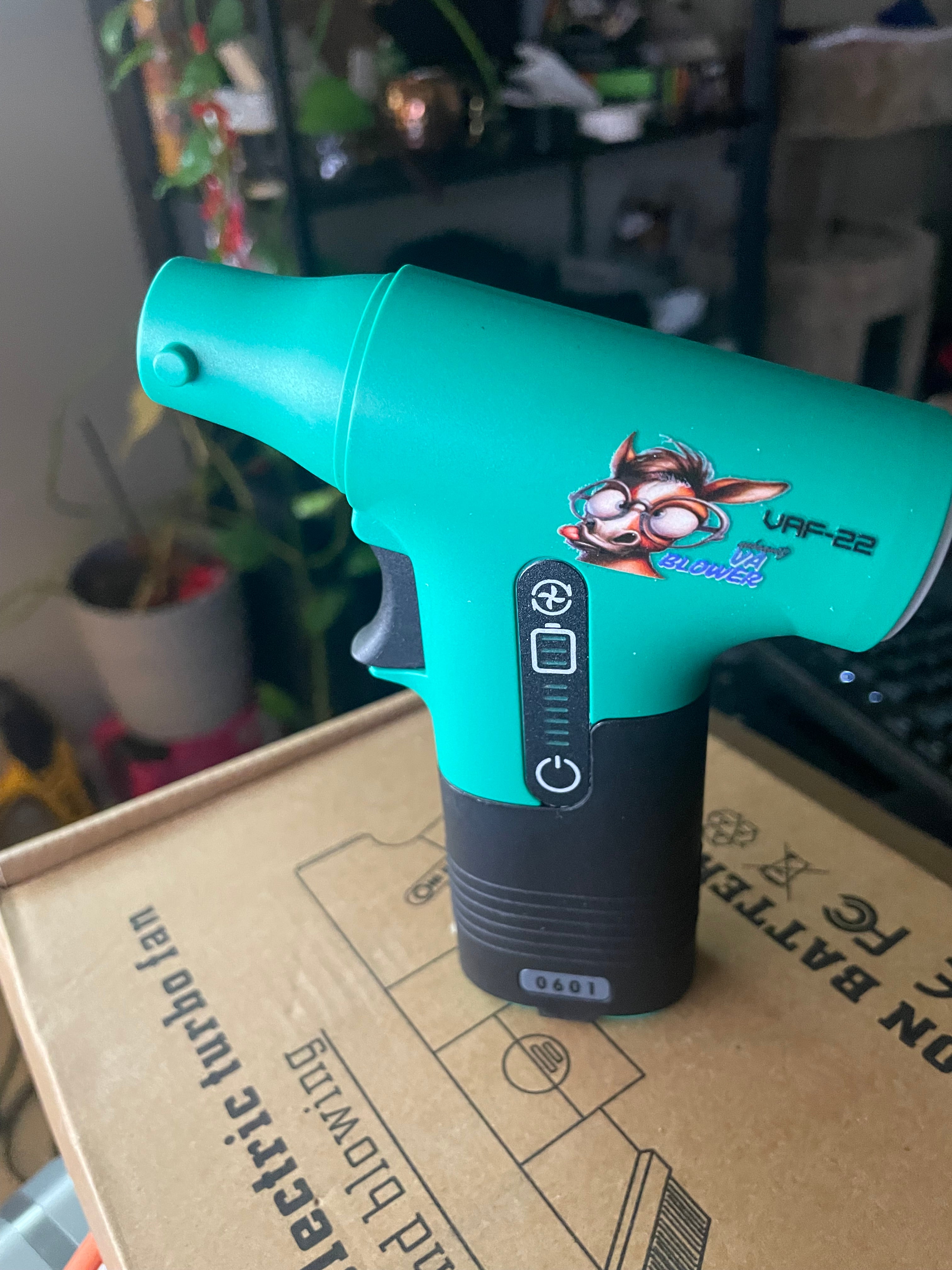 Multi function blower verde