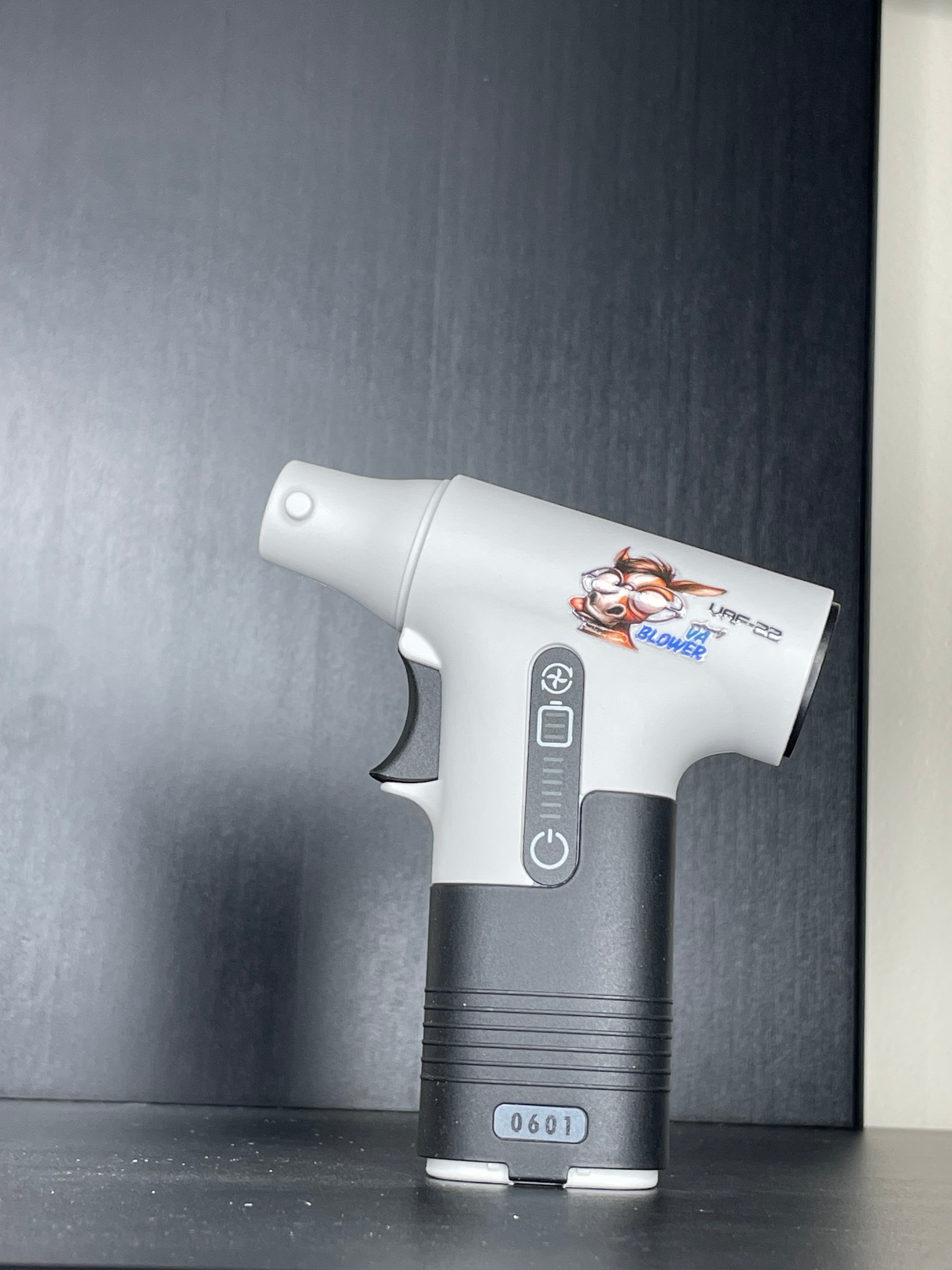 Power mini va blower keep it conected